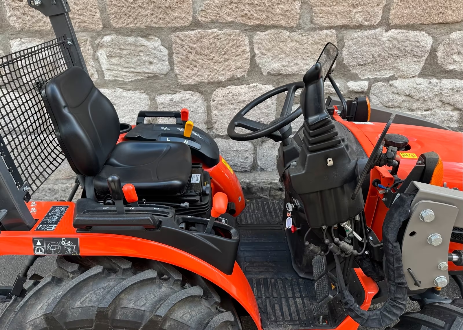 2022 Kubota B1-181 (8)